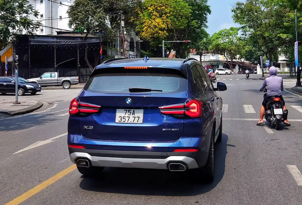 Các biển có nhiều số 7 (Thất) cũng được xem là không được tốt