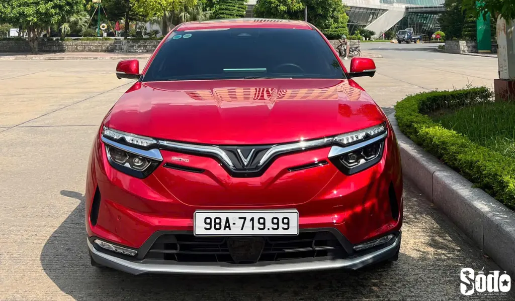 Biển xe có nhiều số 9, thu hút khí vận và may mắn về sự nghiệp