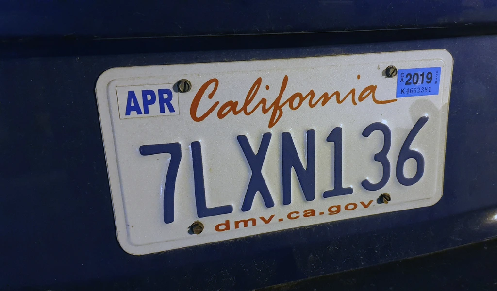Biển số xe của bang California