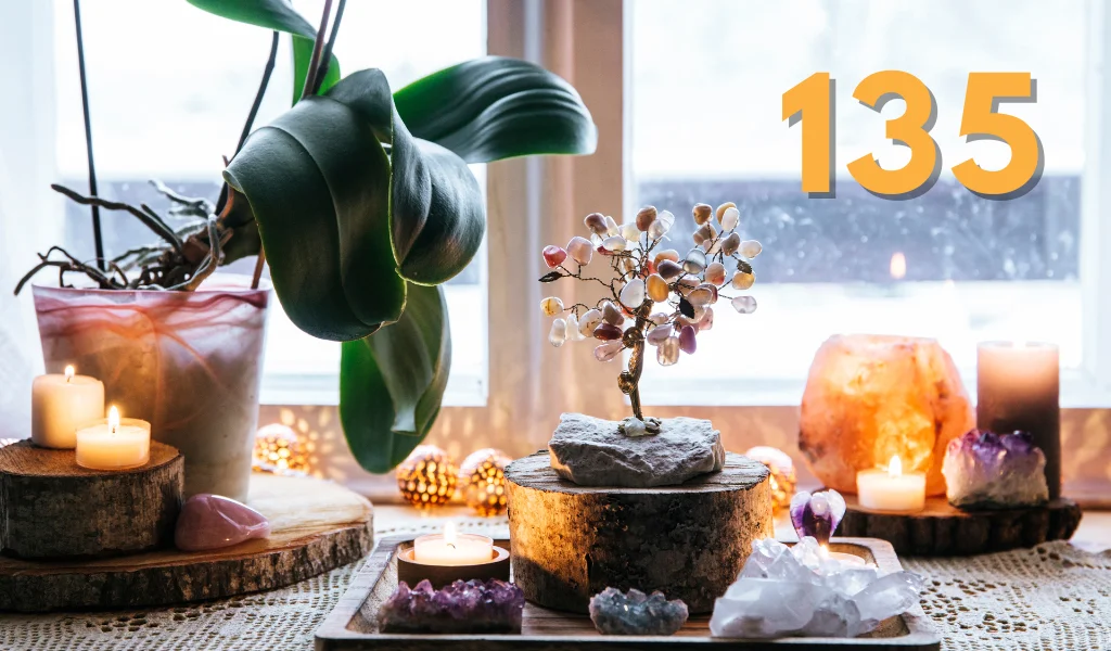 Số 135 trong phong thủy hợp với người mệnh Thổ và Kim giúp phát triển sự nghiệp